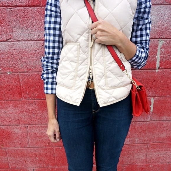 J. Crew Factory Jackets & Blazers - J. Crew Ivory Cream Puffer Excursion Quilted Vest